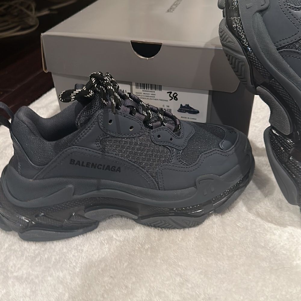 Grayish navy blue Balenciaga sneakers women’s size 38 - Picture 4 of 6